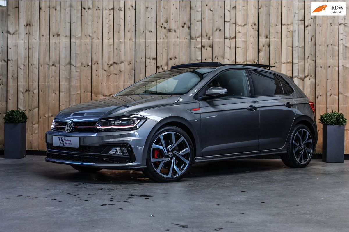 Volkswagen Polo 2.0 TSI GTI *Pano*Camera*Alcantara*Keyless*Stoelverwarming*