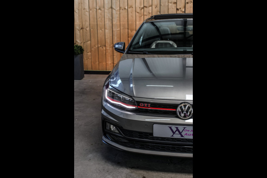 Volkswagen Polo 2.0 TSI GTI *Pano*Camera*Alcantara*Keyless*Stoelverwarming*