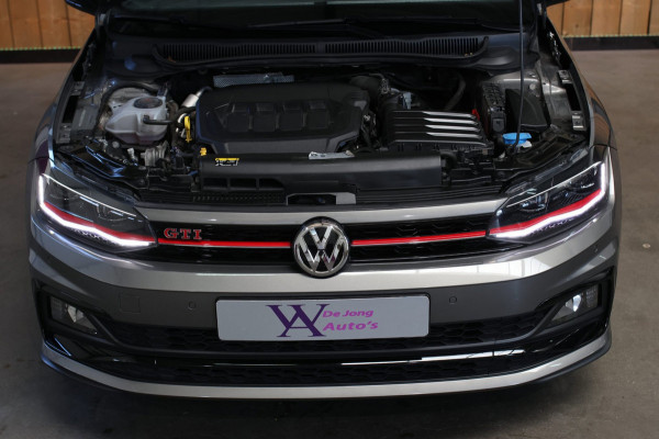 Volkswagen Polo 2.0 TSI GTI *Pano*Camera*Alcantara*Keyless*Stoelverwarming*