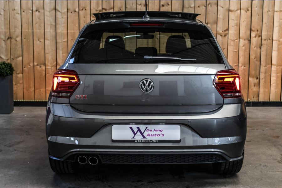 Volkswagen Polo 2.0 TSI GTI *Pano*Camera*Alcantara*Keyless*Stoelverwarming*