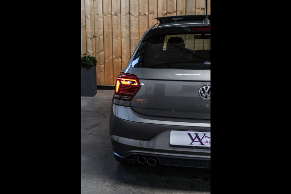 Volkswagen Polo 2.0 TSI GTI *Pano*Camera*Alcantara*Keyless*Stoelverwarming*