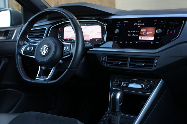 Volkswagen Polo 2.0 TSI GTI *Pano*Camera*Alcantara*Keyless*Stoelverwarming*