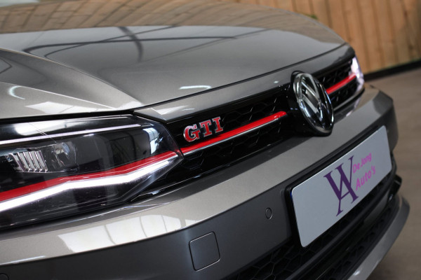 Volkswagen Polo 2.0 TSI GTI *Pano*Camera*Alcantara*Keyless*Stoelverwarming*