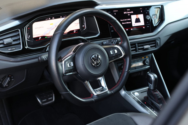 Volkswagen Polo 2.0 TSI GTI *Pano*Camera*Alcantara*Keyless*Stoelverwarming*