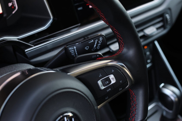 Volkswagen Polo 2.0 TSI GTI *Pano*Camera*Alcantara*Keyless*Stoelverwarming*