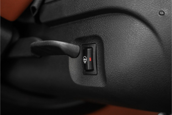 MINI 5-deurs 2.0 Cooper S John Cooper Works Pano ACC Leder Camera Stoelverw