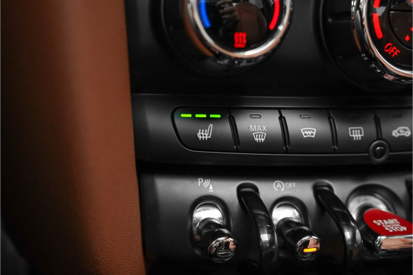 MINI 5-deurs 2.0 Cooper S John Cooper Works Pano ACC Leder Camera Stoelverw