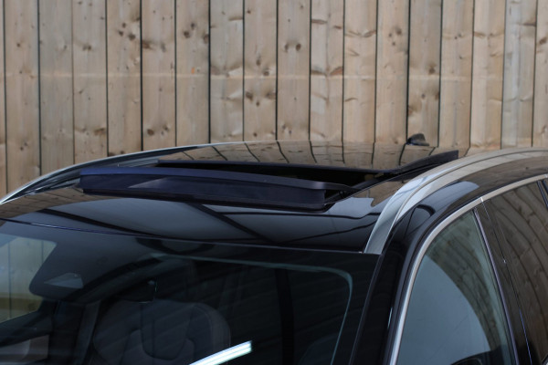 Volvo XC90 2.0 T8 Plug-in hybrid AWD Plus Bright *Pano*H/K*360 Camera*Head-Up*