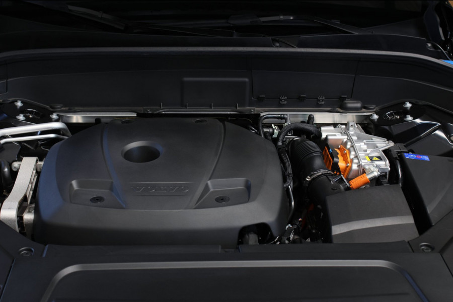 Volvo XC90 2.0 T8 Plug-in hybrid AWD Plus Bright *Pano*H/K*360 Camera*Head-Up*