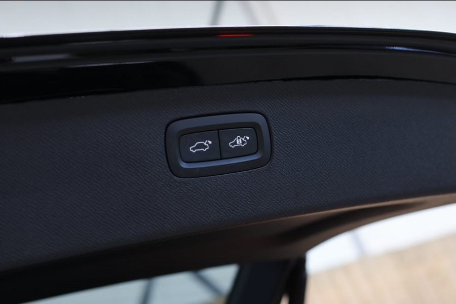 Volvo XC90 2.0 T8 Plug-in hybrid AWD Plus Bright *Pano*H/K*360 Camera*Head-Up*