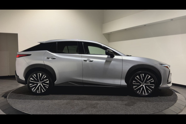 Lexus RZ 450e Executive Line 71 kWh | Leder interieur | Stoelen gekoeld & verwarmd | LMV 20" | Soh (batterijcheck) Waarde 97,9 %