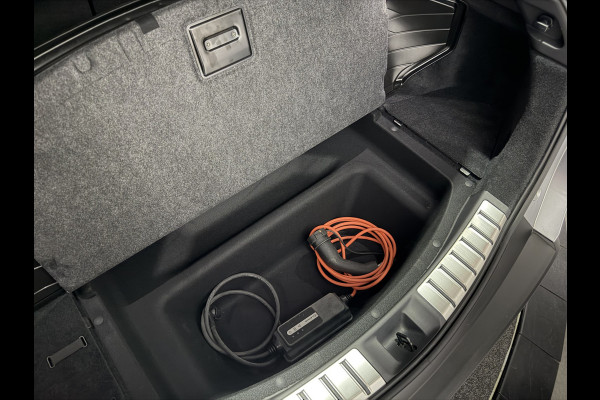 Lexus RZ 450e Executive Line 71 kWh | Leder interieur | Stoelen gekoeld & verwarmd | LMV 20" | Soh (batterijcheck) Waarde 97,9 %