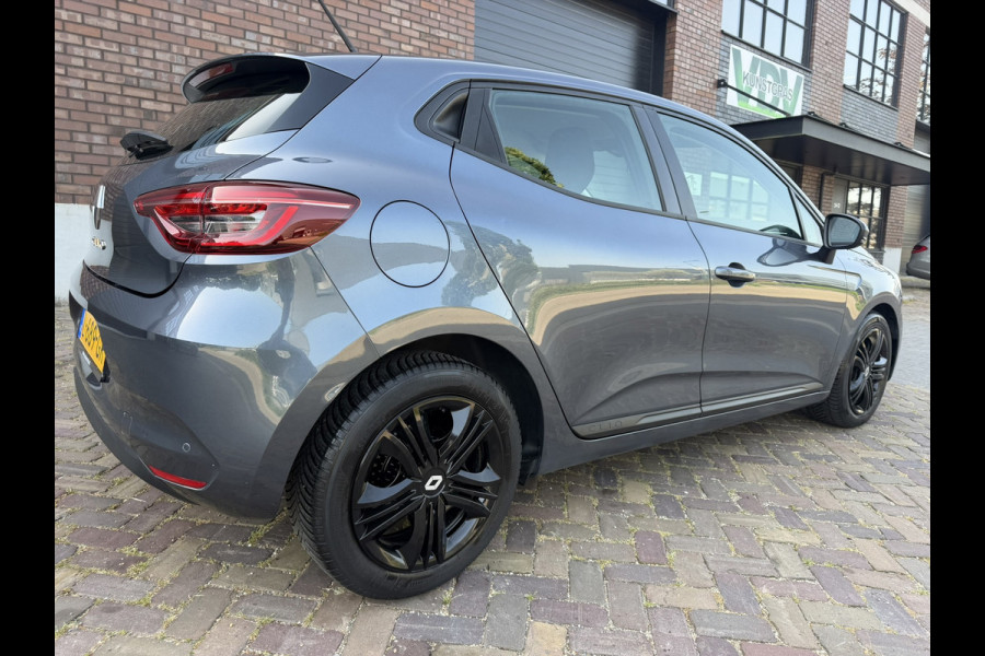 Renault Clio 1.0 TCe / Navigatie / Apple CarPlay - Android / 1e Eigenaar / ALL-Season banden / Cruise Control / PDC met optische w