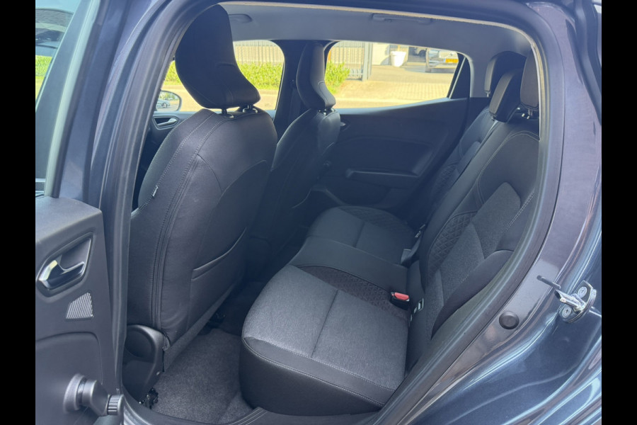 Renault Clio 1.0 TCe / Navigatie / Apple CarPlay - Android / 1e Eigenaar / ALL-Season banden / Cruise Control / PDC met optische w