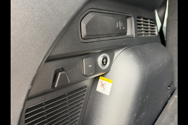Ford Kuga Plug-In Hybrid ST-Line X TREKHAAK! PANODAK! TECHPACK! WINTERPACK