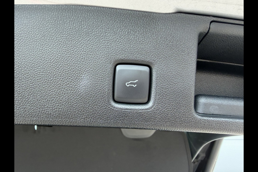Ford Kuga Plug-In Hybrid ST-Line X TREKHAAK! PANODAK! TECHPACK! WINTERPACK