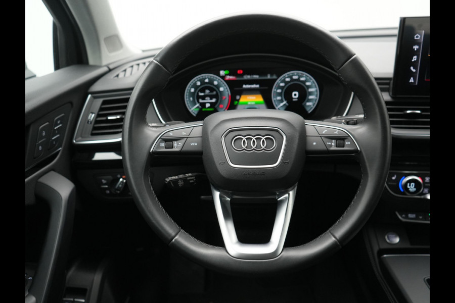 Audi Q5 50 TFSI e quattro S Line PHEV 300pk Dealer O.H | Trekhaak Af Fabriek | 360 Camera | Adaptive Cruise | Head Up | Lederen Stoelen Memory & Verwarmd | Blis | Keyless | Navigatie | Virtual | DAB | 19"L.M | Plug In Hybrid |
