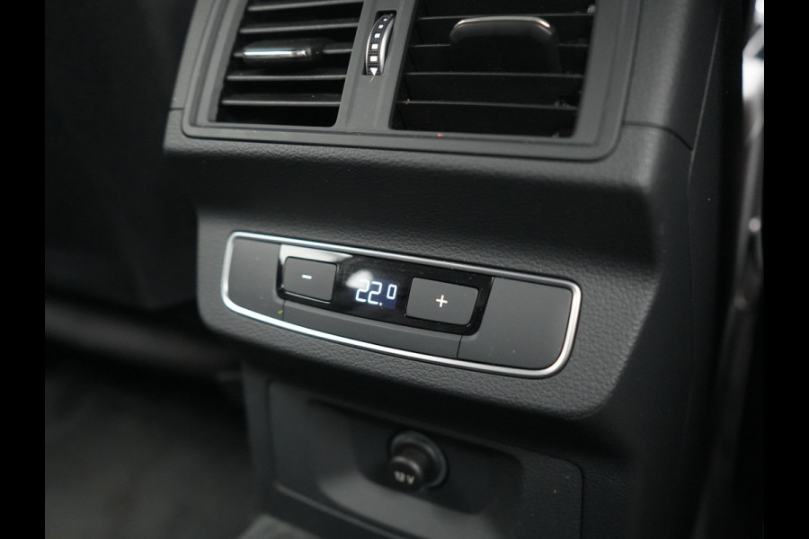 Audi Q5 50 TFSI e quattro S Line PHEV 300pk Dealer O.H | Trekhaak Af Fabriek | 360 Camera | Adaptive Cruise | Head Up | Lederen Stoelen Memory & Verwarmd | Blis | Keyless | Navigatie | Virtual | DAB | 19"L.M | Plug In Hybrid |