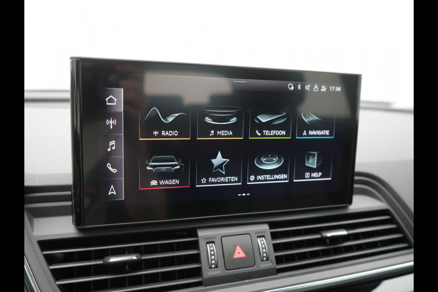 Audi Q5 50 TFSI e quattro S Line PHEV 300pk Dealer O.H | Trekhaak Af Fabriek | 360 Camera | Adaptive Cruise | Head Up | Lederen Stoelen Memory & Verwarmd | Blis | Keyless | Navigatie | Virtual | DAB | 19"L.M | Plug In Hybrid |