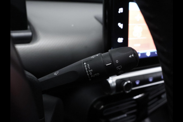 Citroën C4 Cactus 1.2 PureTech Shine (PANORAMADAK,APPLE CARPLAY,STOELVERWARMING,NAVI,CAMERA,LANE ASSIST,LED,CRUISE,NETTESTAAT)