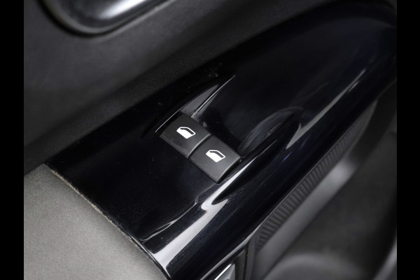 Citroën C4 Cactus 1.2 PureTech Shine (PANORAMADAK,APPLE CARPLAY,STOELVERWARMING,NAVI,CAMERA,LANE ASSIST,LED,CRUISE,NETTESTAAT)
