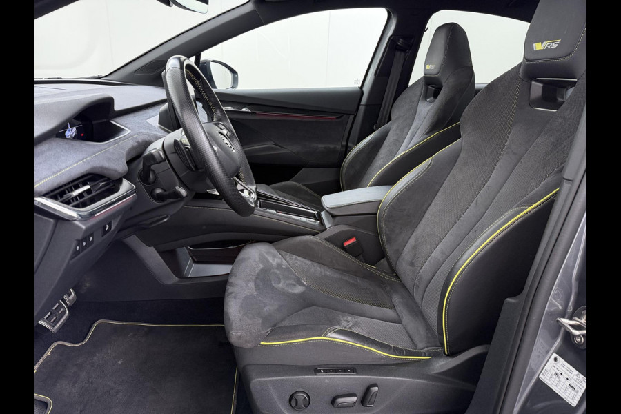Škoda ENYAQ Coupé iV 80 RS SOH 89% |ELEK. ACHTERKLEP| PANO| ELEK. STOEL MET MEMORY| NET ONDERHOUD GEHAD RIJKLAAR| RS KUIPSTOELEN| DODE HOEK SENSOR| CAMERA| STOEL + STUURVERWARMING|