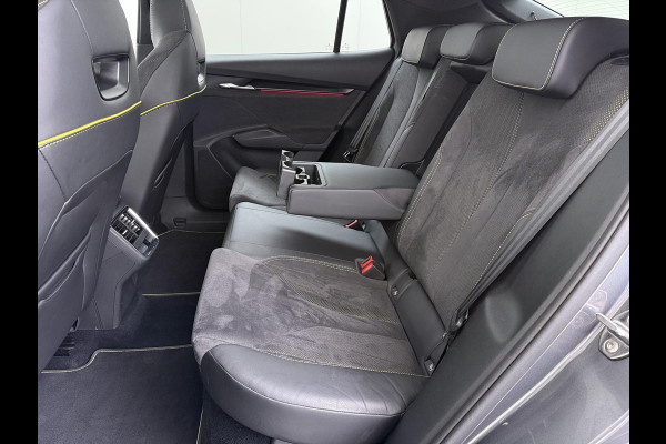 Škoda ENYAQ Coupé iV 80 RS SOH 89% |ELEK. ACHTERKLEP| PANO| ELEK. STOEL MET MEMORY| NET ONDERHOUD GEHAD RIJKLAAR| RS KUIPSTOELEN| DODE HOEK SENSOR| CAMERA| STOEL + STUURVERWARMING|