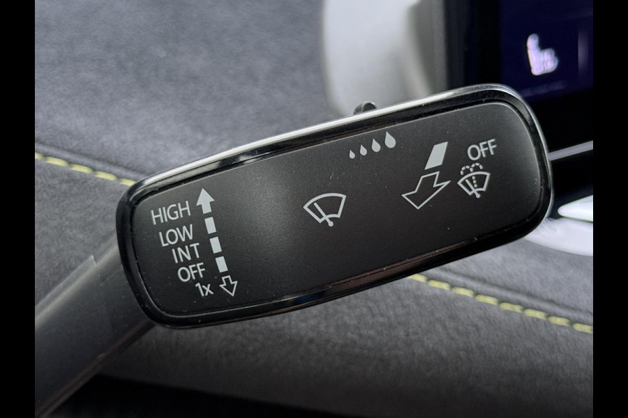 Škoda ENYAQ Coupé iV 80 RS SOH 89% |ELEK. ACHTERKLEP| PANO| ELEK. STOEL MET MEMORY| NET ONDERHOUD GEHAD RIJKLAAR| RS KUIPSTOELEN| DODE HOEK SENSOR| CAMERA| STOEL + STUURVERWARMING|