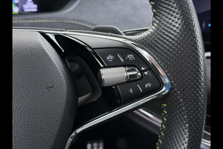 Škoda ENYAQ Coupé iV 80 RS SOH 89% |ELEK. ACHTERKLEP| PANO| ELEK. STOEL MET MEMORY| NET ONDERHOUD GEHAD RIJKLAAR| RS KUIPSTOELEN| DODE HOEK SENSOR| CAMERA| STOEL + STUURVERWARMING|
