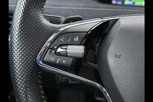 Škoda ENYAQ Coupé iV 80 RS SOH 89% |ELEK. ACHTERKLEP| PANO| ELEK. STOEL MET MEMORY| NET ONDERHOUD GEHAD RIJKLAAR| RS KUIPSTOELEN| DODE HOEK SENSOR| CAMERA| STOEL + STUURVERWARMING|