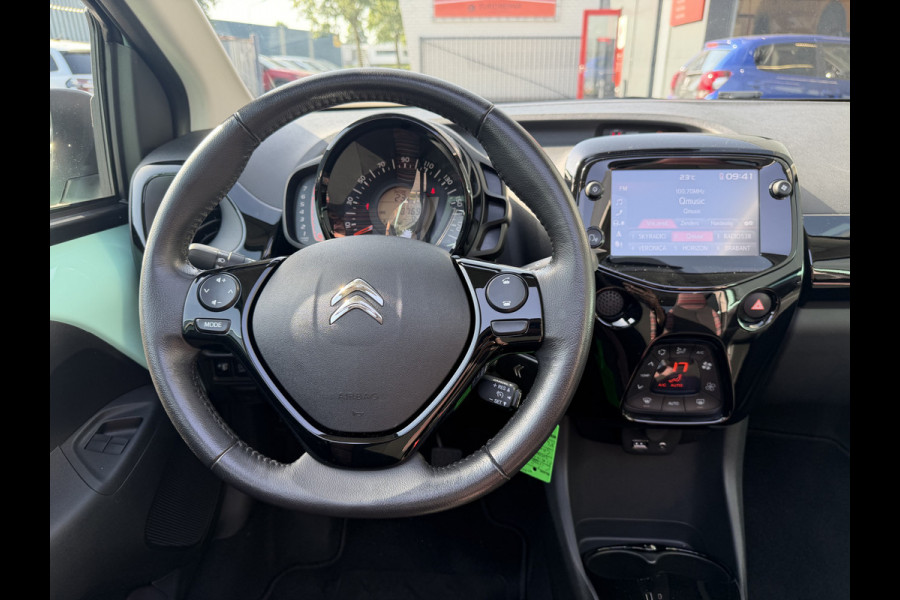 Citroën C1 1.0 VTi Airscape Shine (Navigatie - Automatische Airco - Camera - Apple Carplay - DAB - Elektrisch vouwdak - 15"Lichtmetalen vel