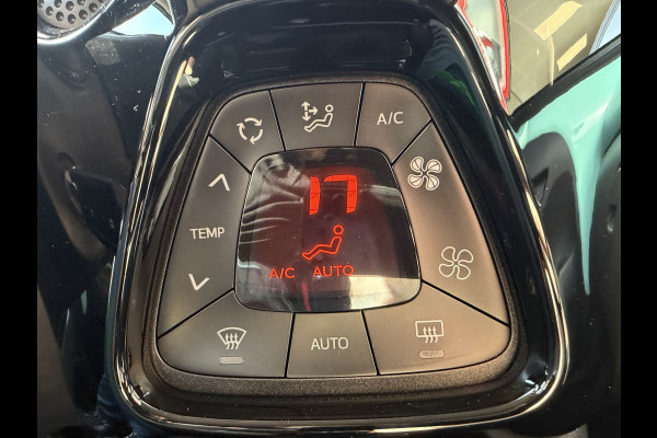 Citroën C1 1.0 VTi Airscape Shine (Navigatie - Automatische Airco - Camera - Apple Carplay - DAB - Elektrisch vouwdak - 15"Lichtmetalen vel