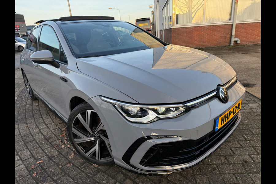 Volkswagen Golf 1.5 eTSI 2024 FACE-LIFT R-LINE DSG PANO ACC LEDER ALCANTARA