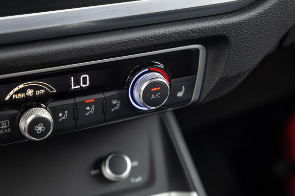 Audi Q3 Sportback 45 TFSI e Edition ADAPTIVE CRUISE  / CARPLAY / DEALER ONDERHOUDEN / AUTOMAAT