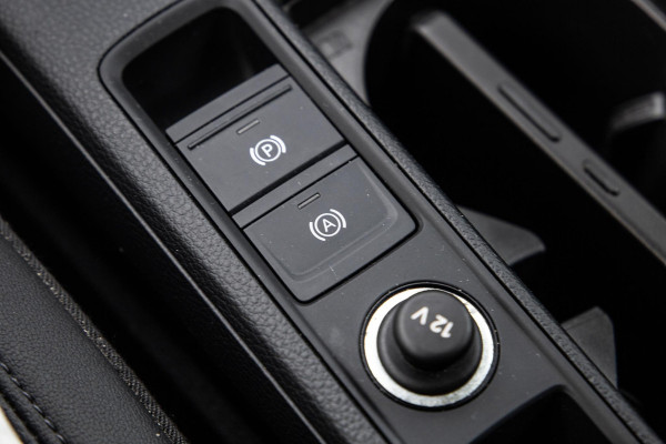 Audi Q3 Sportback 45 TFSI e Edition ADAPTIVE CRUISE  / CARPLAY / DEALER ONDERHOUDEN / AUTOMAAT
