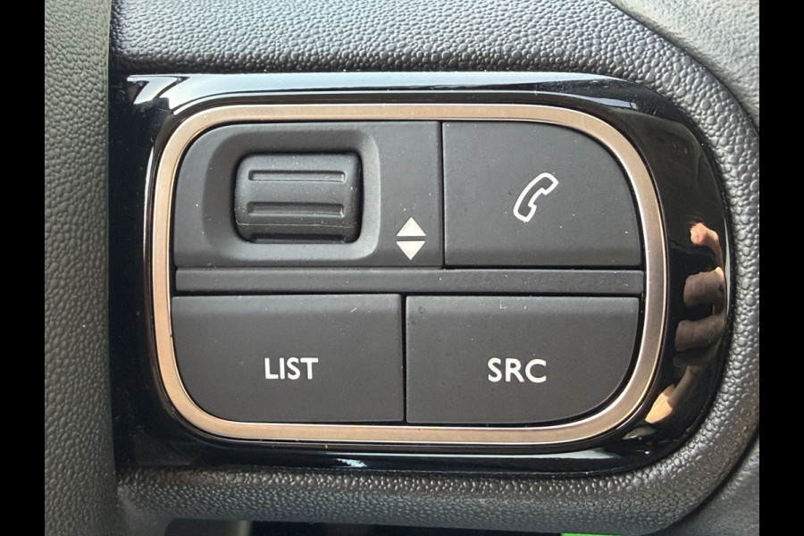 Citroën C3 Aircross 110pk Shine (Trekhaak - Camera - Grip Controle - Automatische Airco - Navigatie - LED - Apple Carplay)