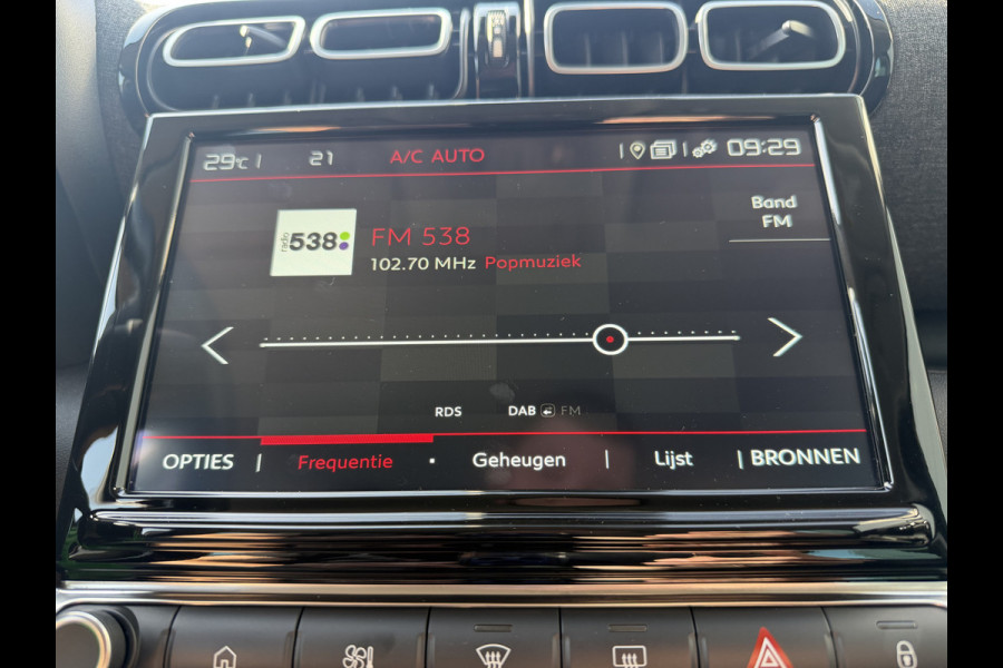 Citroën C3 Aircross 110pk Shine (Trekhaak - Camera - Grip Controle - Automatische Airco - Navigatie - LED - Apple Carplay)
