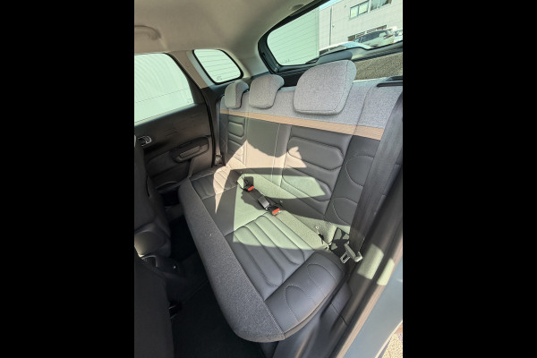 Citroën C3 Aircross 110pk Shine (Trekhaak - Camera - Grip Controle - Automatische Airco - Navigatie - LED - Apple Carplay)