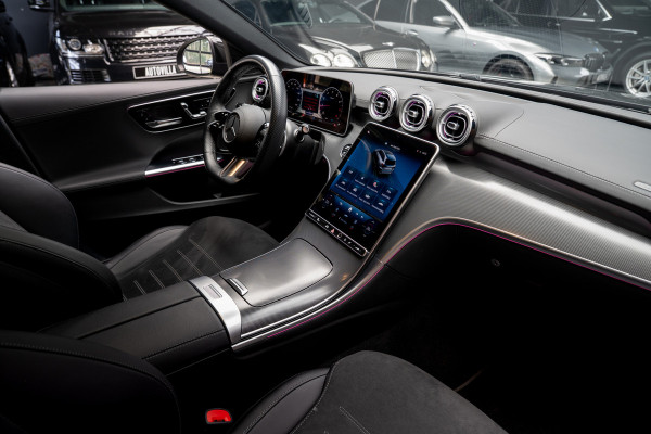 Mercedes-Benz C-Klasse Estate 180 AMG Line Panodak Leer 360° Memory Distronic+ Matrix Laser Navi LED Nightpack Elektr. trekhaak PTS Ambient Plus Elekt. achterklep LM velgen BTW auto!