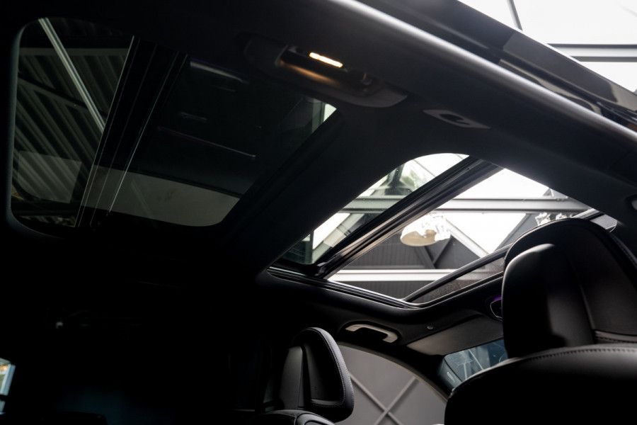 Mercedes-Benz C-Klasse Estate 180 AMG Line Panodak Leer 360° Memory Distronic+ Matrix Laser Navi LED Nightpack Elektr. trekhaak PTS Ambient Plus Elekt. achterklep LM velgen BTW auto!