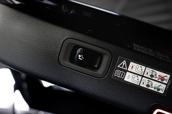 Mercedes-Benz C-Klasse Estate 180 AMG Line Panodak Leer 360° Memory Distronic+ Matrix Laser Navi LED Nightpack Elektr. trekhaak PTS Ambient Plus Elekt. achterklep LM velgen BTW auto!