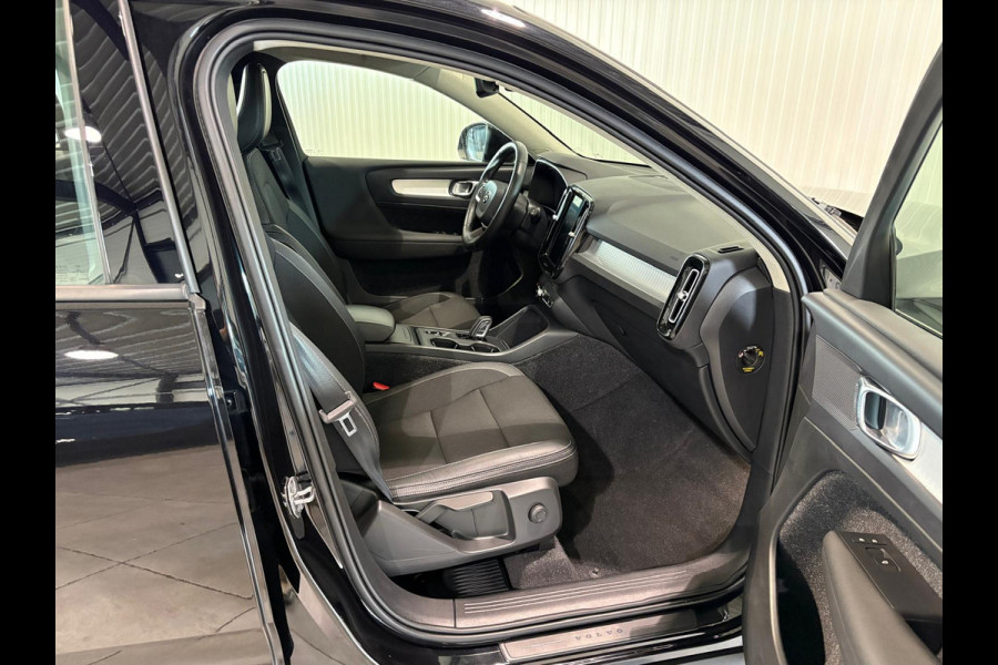 Volvo XC40 T3 Aut. Momentum Pro Parkassist Navigatie Cruise Control 163pk