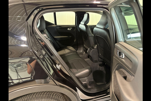 Volvo XC40 T3 Aut. Momentum Pro Parkassist Navigatie Cruise Control 163pk
