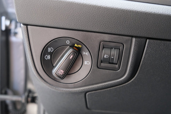 Volkswagen Polo 1.0 TSI Comfortline R-Line - N.A.P. Airco, Cruise, Virtual display, Carplay.