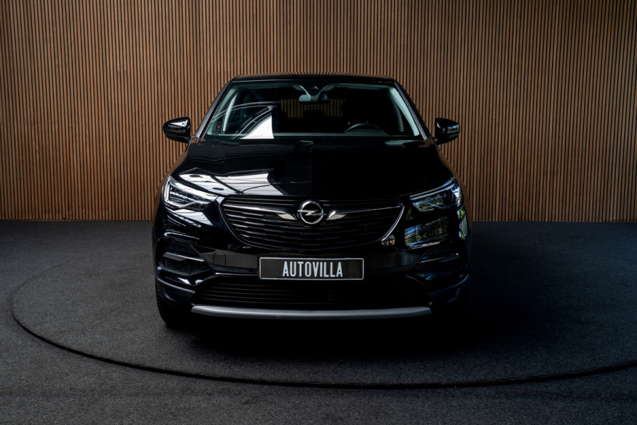 Opel Grandland X 1.2 Turbo Aut. Leer Navi Camera PDC Climate Stoelverwarming voor en achter Stuurverwarming Carplay Cruise LM velgen