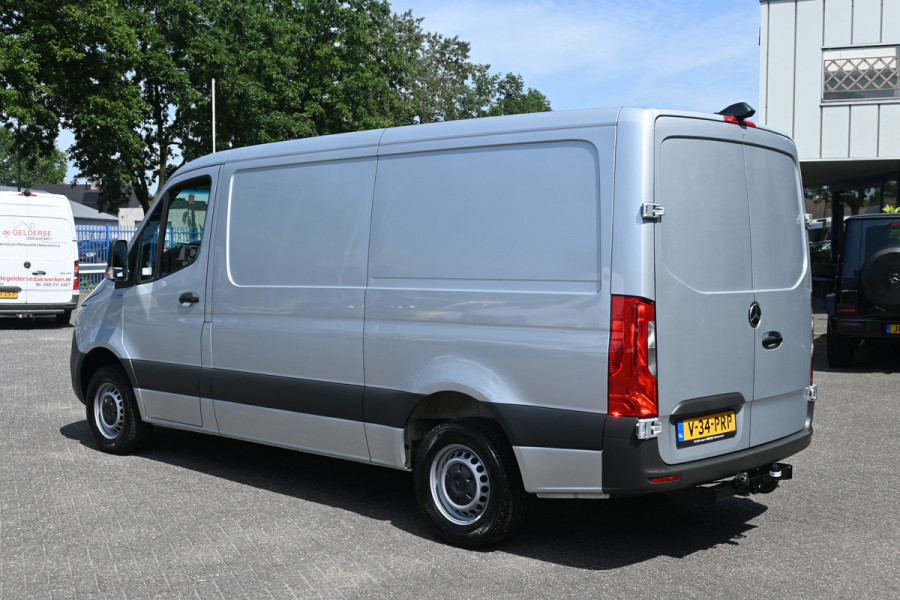 Mercedes-Benz Sprinter 315 CDI L2H1 RWD MBUX met camera, Geveerde stoel, Trekhaak, Etc.