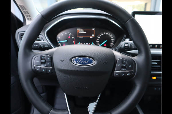 Ford Focus 1.0 EcoBoost Hybrid Titanium Carplay / Elekramen / Airco / Pdc