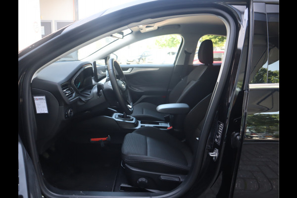 Ford Focus 1.0 EcoBoost Hybrid Titanium Carplay / Elekramen / Airco / Pdc