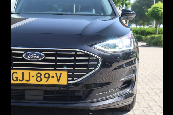 Ford Focus 1.0 EcoBoost Hybrid Titanium Carplay / Elekramen / Airco / Pdc