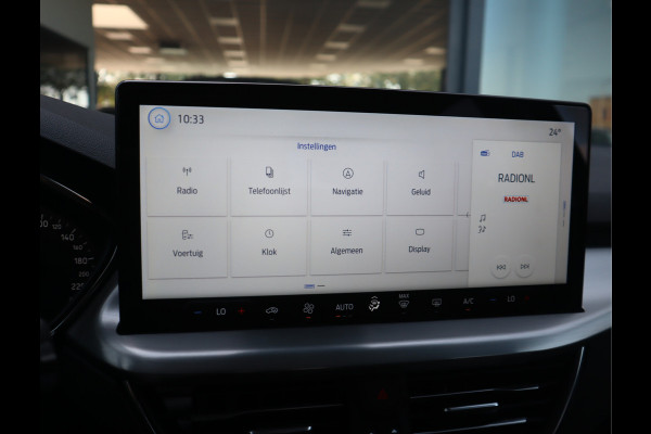 Ford Focus 1.0 EcoBoost Hybrid Titanium Carplay / Elekramen / Airco / Pdc